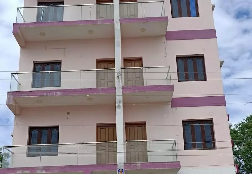 Hotelli Vairavel Residency