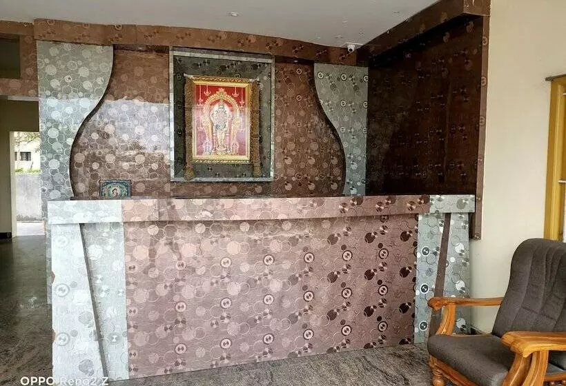 Hotelli Vairavel Residency