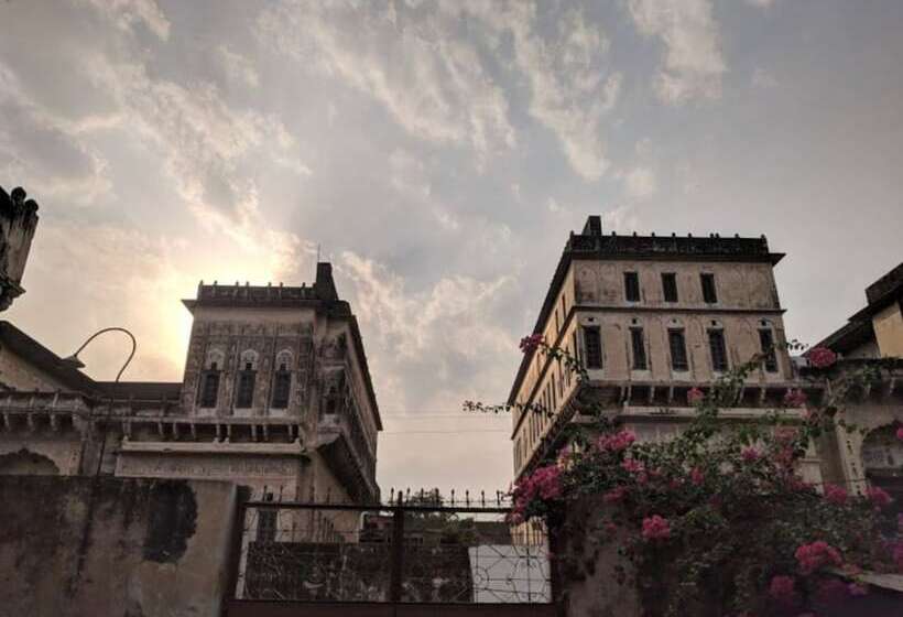 Vedaaranya Haveli Am Hotel Kollection