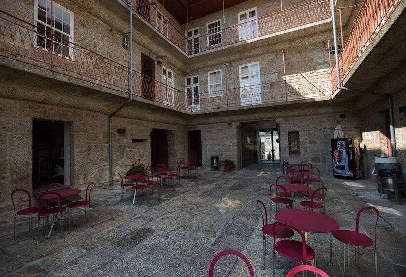 Общежитие Hi Guimaraes   Pousada De Juventude