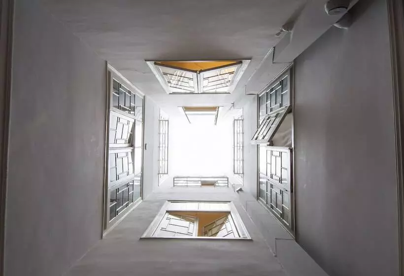 هاستل Safestay Lisbon Bairro Alto