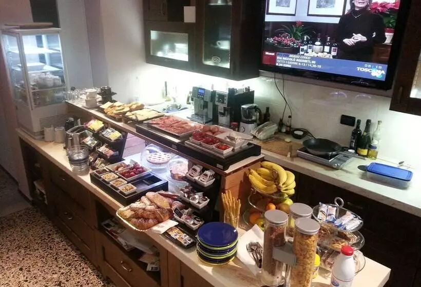 تختخواب و صبحانه Michele Guest House