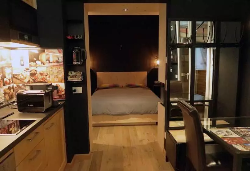 تختخواب و صبحانه Michele Guest House