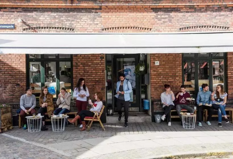 簡易ホテル Sleep In Heaven