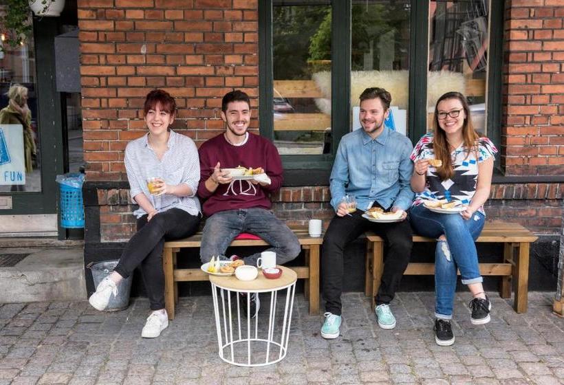 여관 Sleep In Heaven