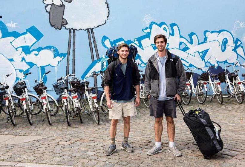 여관 Sleep In Heaven