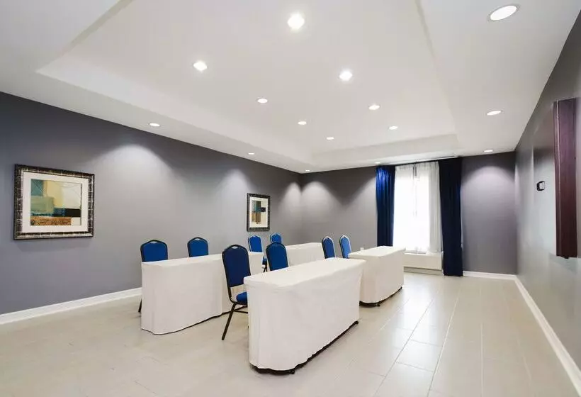 ホテル Best Western Sugar Land   Richmond