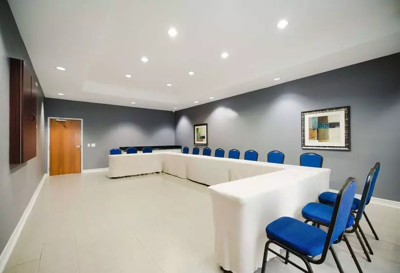 ホテル Best Western Sugar Land   Richmond