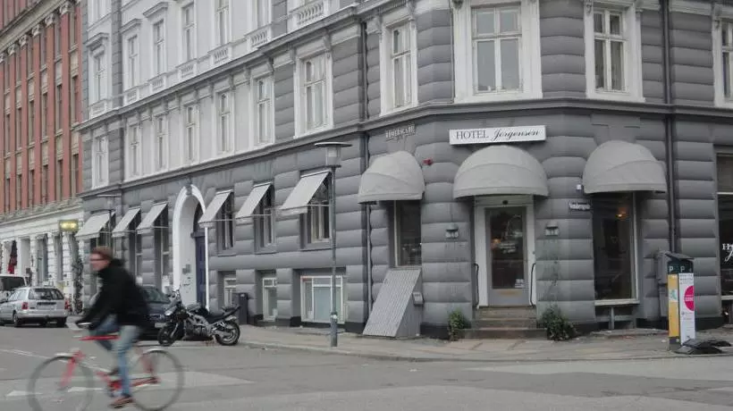 ホテル Jørgensen
