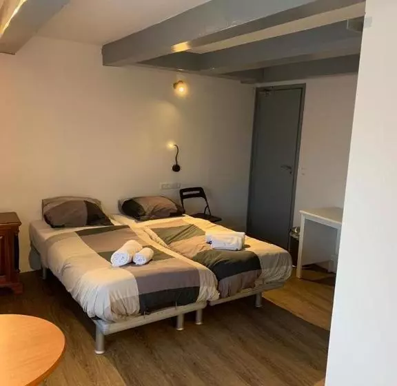 هتل Restaurant Old Bridge