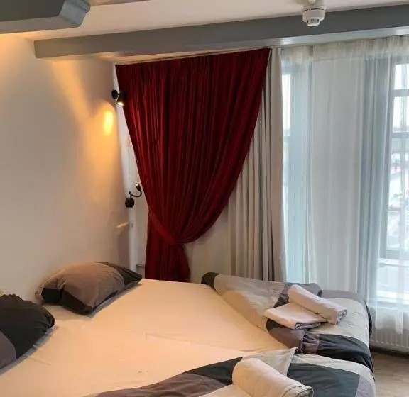 هتل Restaurant Old Bridge