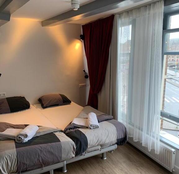 فندق Restaurant Old Bridge