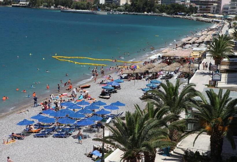 فندق Mantas Seaside Boutique