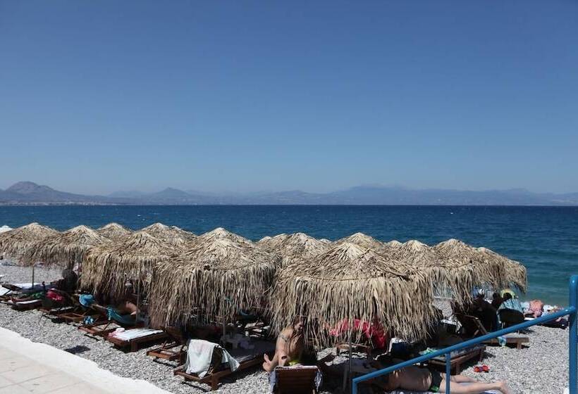 فندق Mantas Seaside Boutique