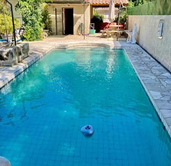 Aamiaismajoitus (B&B) Suite Spa Accès Autonome