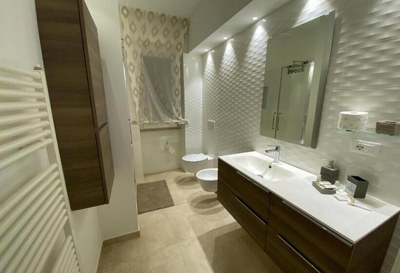 פנסיון L Ultima Luna