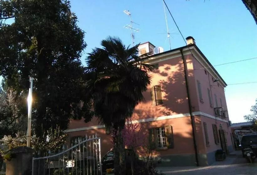 B&blequercedimarco Camera Rossa