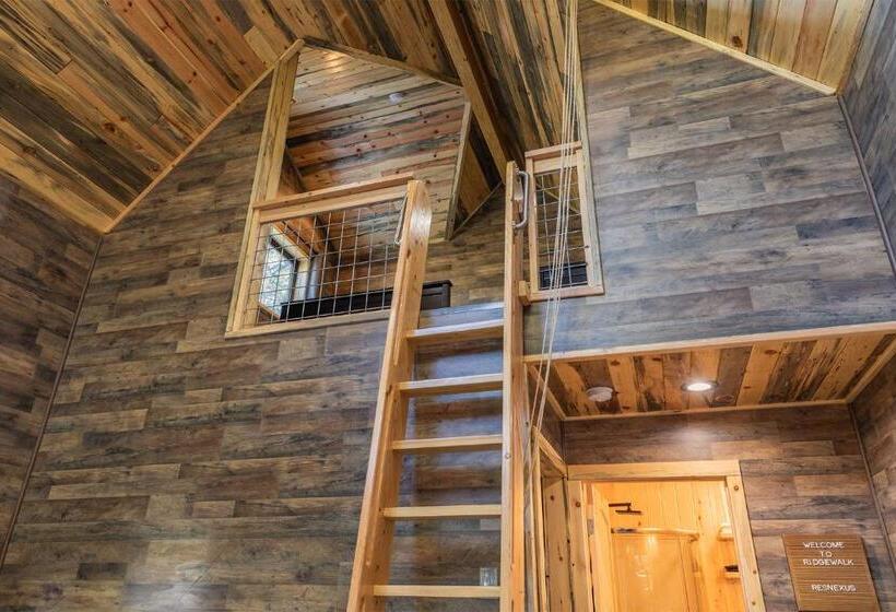 مبيت وإفطار Ridgewalk Treehouse