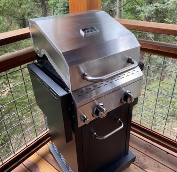 مبيت وإفطار Ridgewalk Treehouse