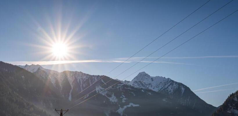 Gästehaus Wiesengrund & Apart Sporer