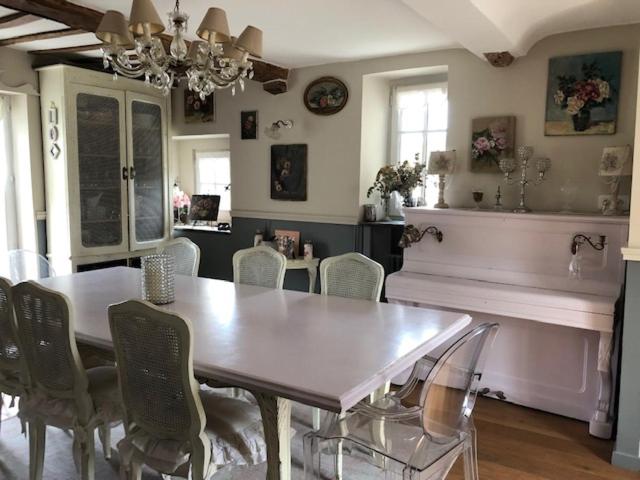 膳宿费 Domaine Les Bois Flottes Dans Maison De Charme Au Bord De Mer Et Proche De Cabourg