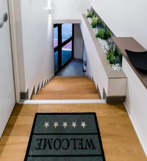 پانسیون Mc Suite Relax