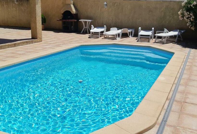 تختخواب و صبحانه Chambre Privée Avec Piscine