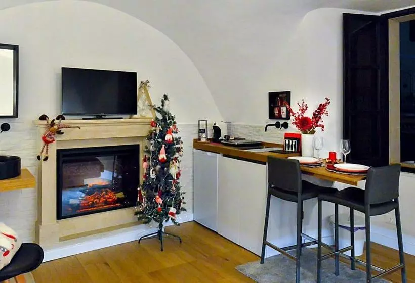 Aamiaismajoitus (B&B) Charme