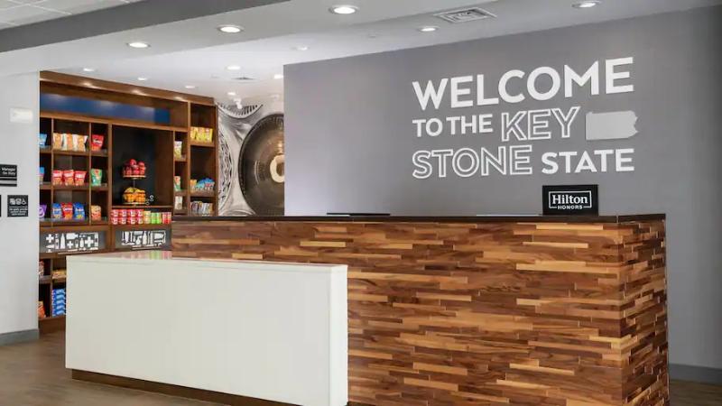 בית מלון כפרי Hampton Inn & Suites Huntington Downtown