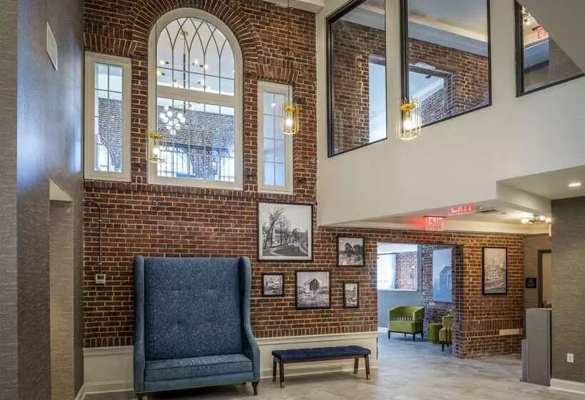 Hotelli Hampton Inn & Suites Huntington Downtown