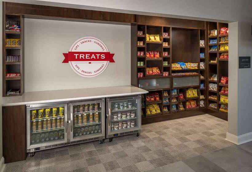 בית מלון כפרי Hampton Inn & Suites Huntington Downtown