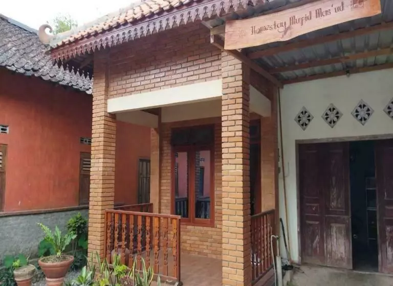 ペンション Borobudur Kampung Homestay  Mufid Mas Ud