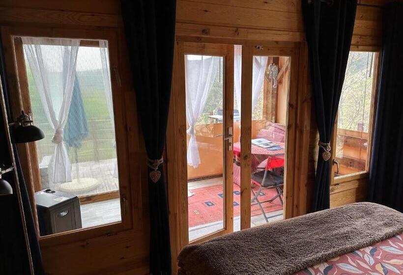 Pensjonat Chalet Chevreuil Avec Accès Jacuzzi