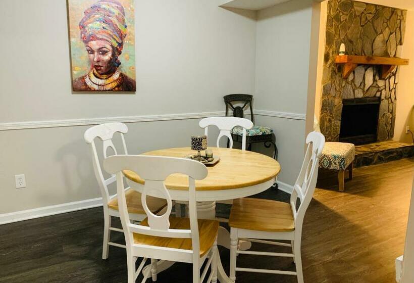 بنسيون Cozy   Home Away From Home With Free Parking