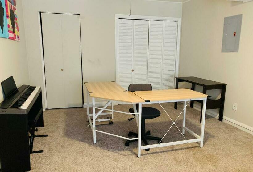 بنسيون Cozy   Home Away From Home With Free Parking