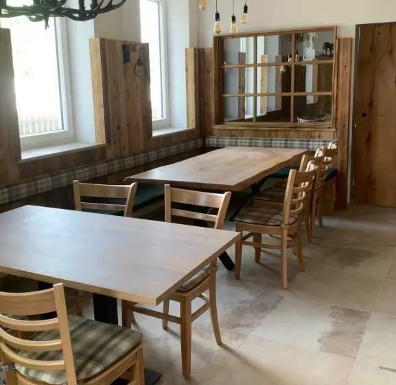 Majatalo Gasthaus Zum Bären