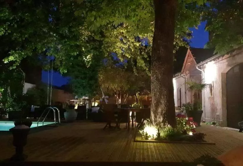 ペンション Le 4 Feuilles En Camargue