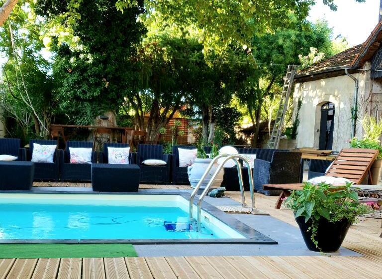 膳宿费 Le 4 Feuilles En Camargue