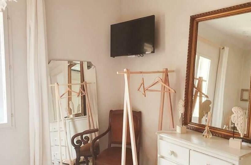 膳宿费 Le 4 Feuilles En Camargue