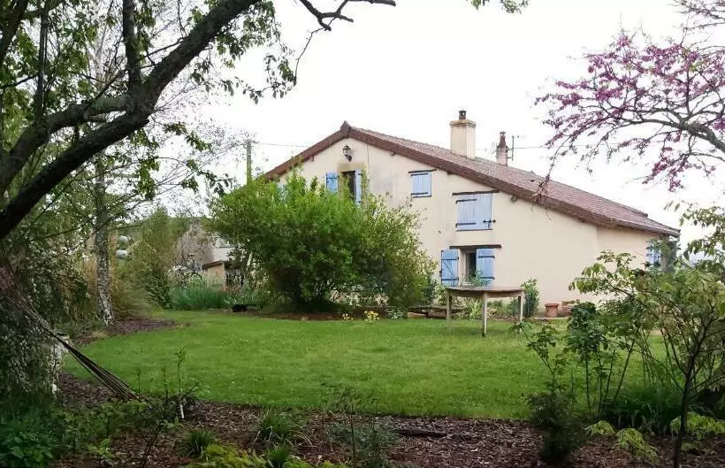 Aamiaismajoitus (B&B) Gite Du Jardin Du Bout Du Ciel