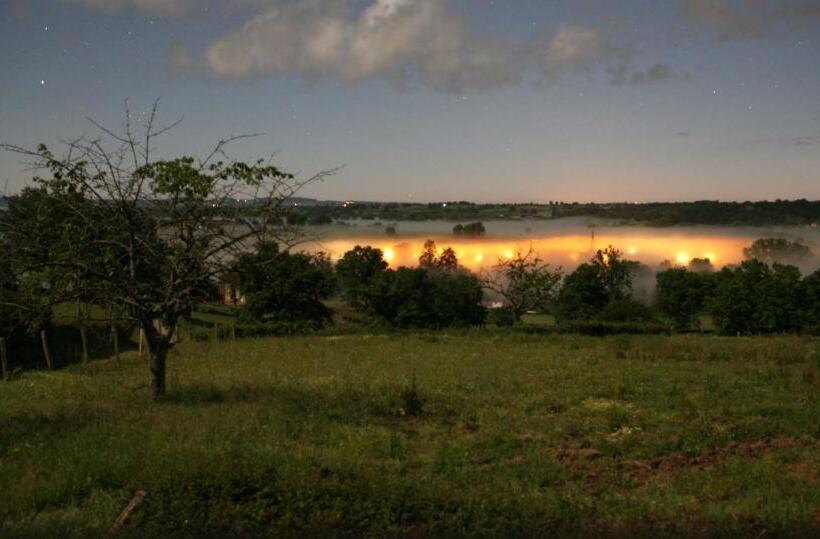 مبيت وإفطار Gite Du Jardin Du Bout Du Ciel
