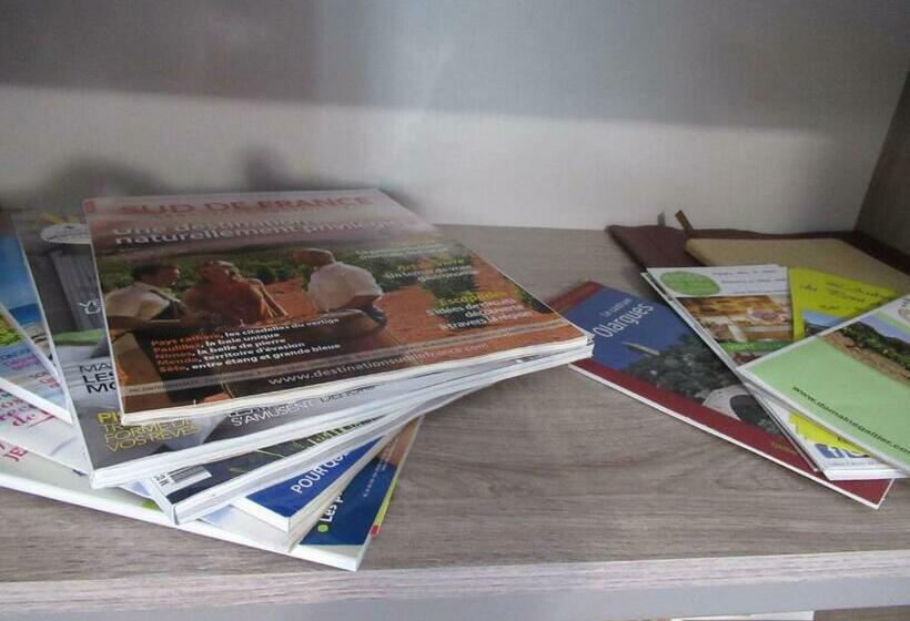 مبيت وإفطار Les Capriers