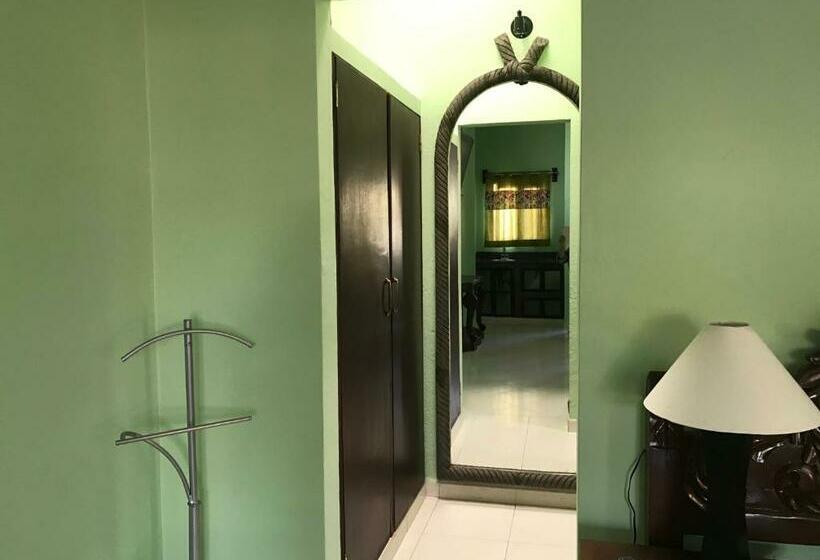 Villa Familiar El Ciruelo