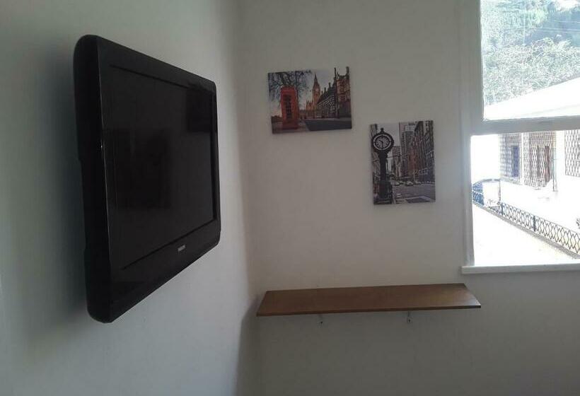 Albergue Pousada Marduk Todos Os Quartos Possuem Banheiro Privativo Tv A Cabo E Frigobar Opção De Café Da Man