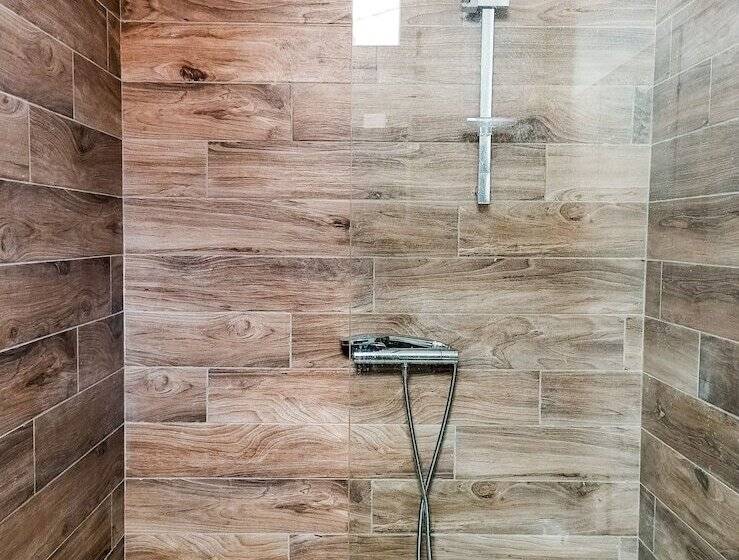 ペンション Kolossoi Guest House