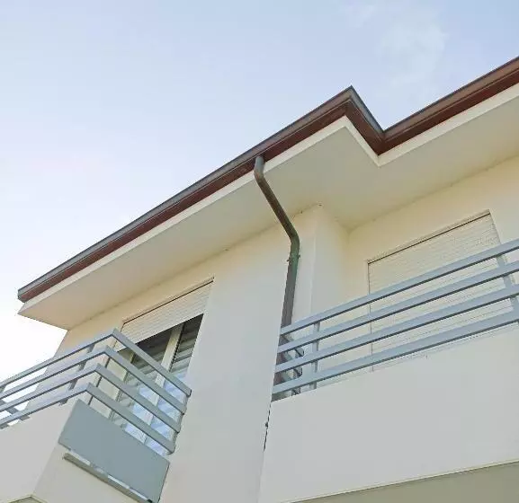 ペンション Kolossoi Guest House