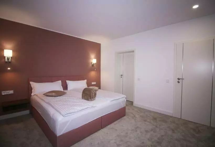 Majatalo The Butterfly