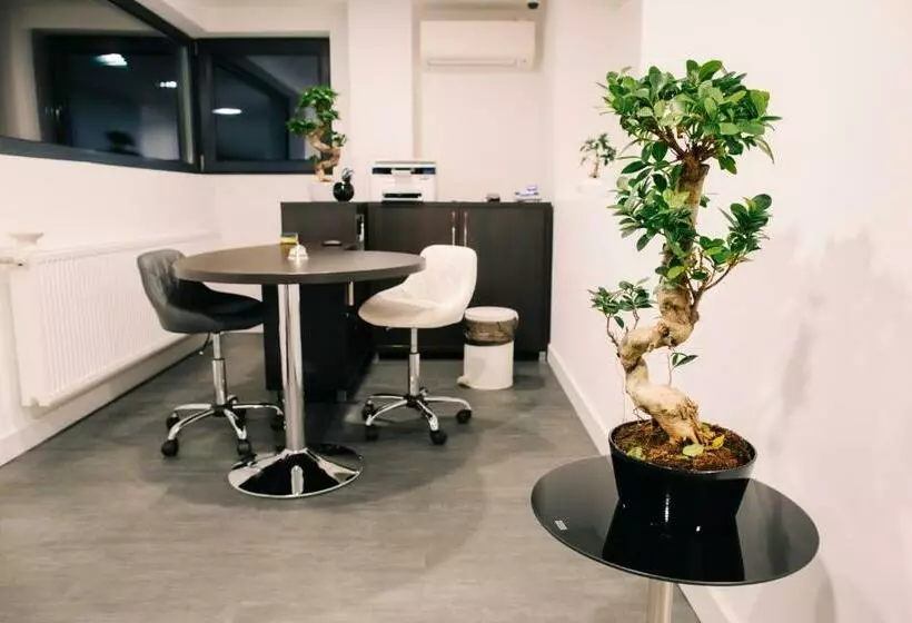 Majatalo The Butterfly