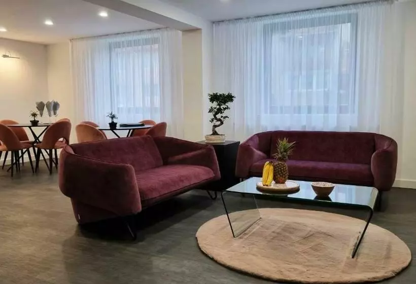 Majatalo The Butterfly