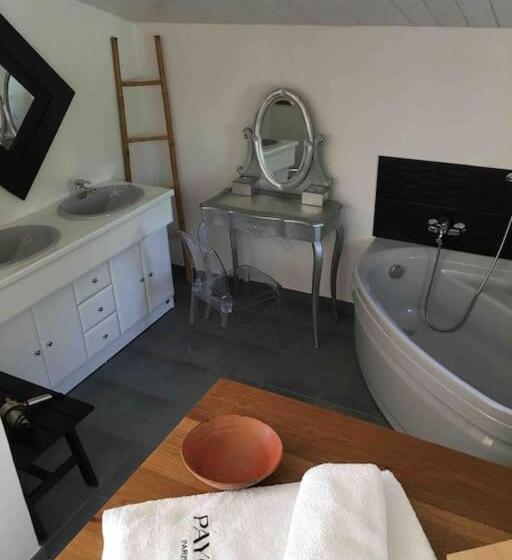 住宿加早餐 Chambre D Hôtes Les Trois Châteaux